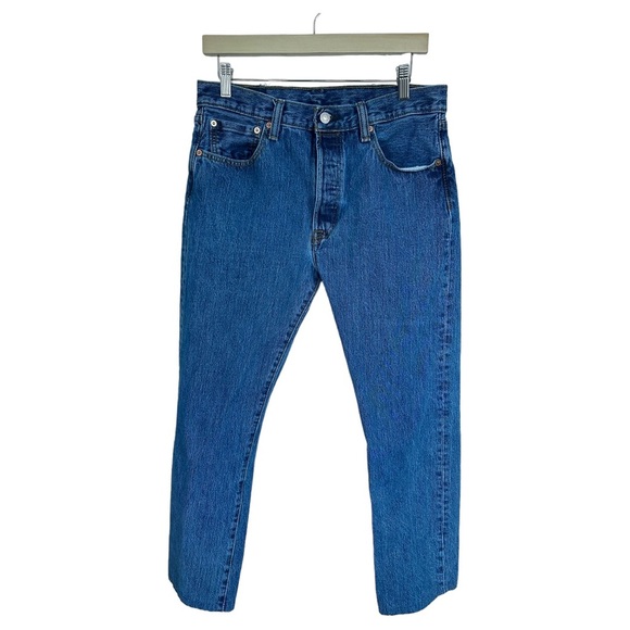 Levi's 501 Button Fly Straight Jeans Hemmed Waist 31" Inseam 28.5" - Picture 1 of 11
